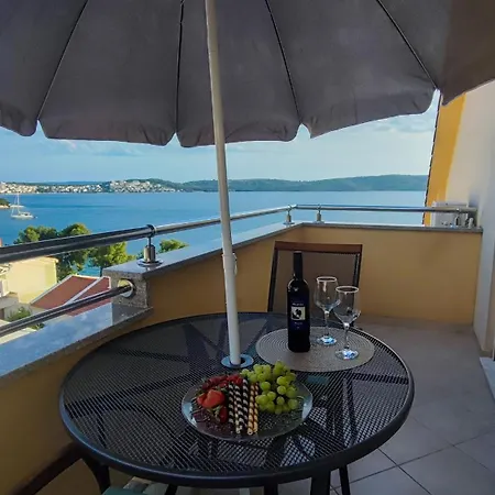 Penava, Private Beach, Pool And 7min To Aparthotel