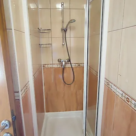 Penava, Private Beach, Pool And 7min To 3* Trogir