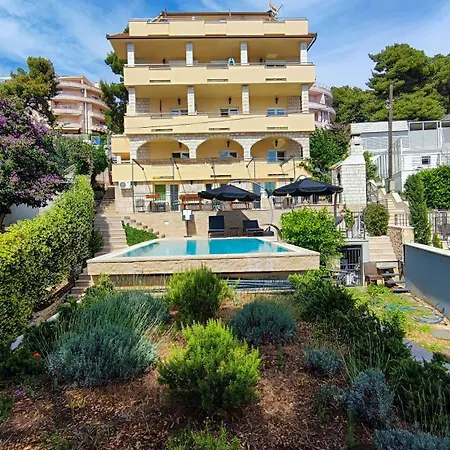 Penava, Private Beach, Pool And 7min To 3*