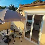 아파트호텔 Penava, Private Beach, Pool And 7min To 3*