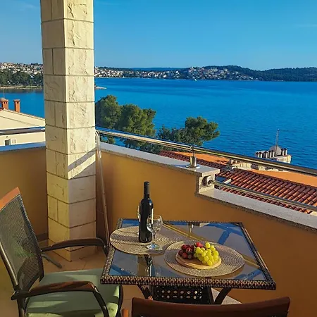Penava, Private Beach, Pool And 7min To 3*