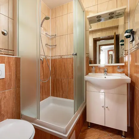 Penava, Private Beach, Pool And 7min To Aparthotel 3*