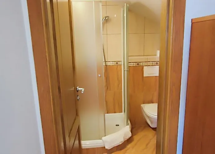 Penava, Private Beach, Pool And 7min To 3*