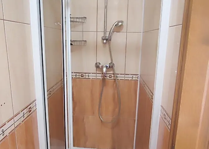 Penava, Private Beach, Pool And 7min To 3*